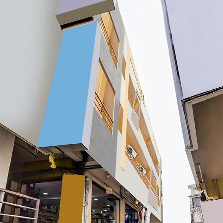 Oyo 84039 Tirumala Grand Rajahmundry Exterior photo